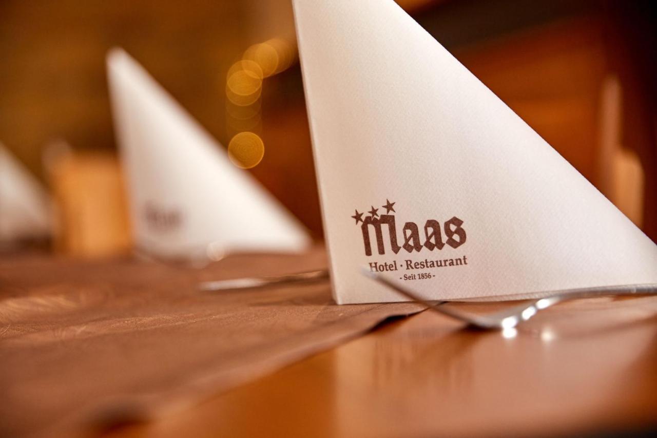 Hotel-Restaurant Maas Lutzerath Екстер'єр фото