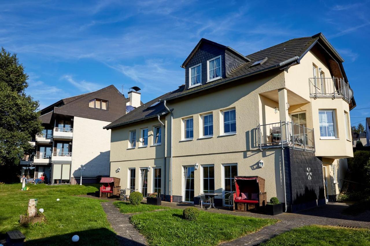 Hotel-Restaurant Maas Lutzerath Екстер'єр фото