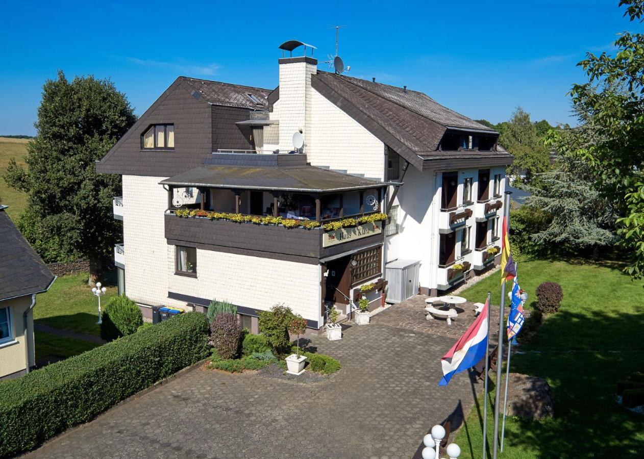 Hotel-Restaurant Maas Lutzerath Екстер'єр фото