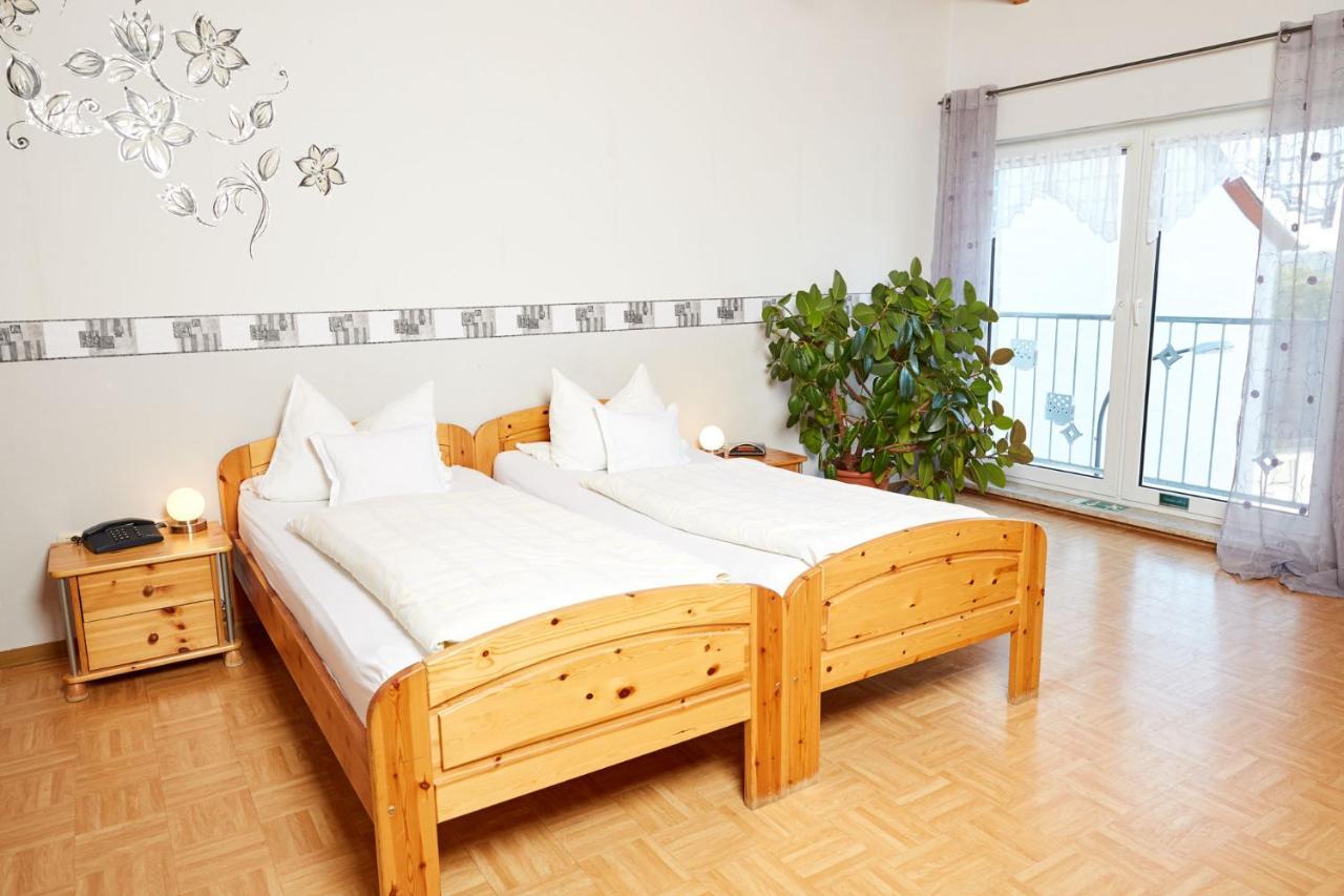 Hotel-Restaurant Maas Lutzerath Екстер'єр фото